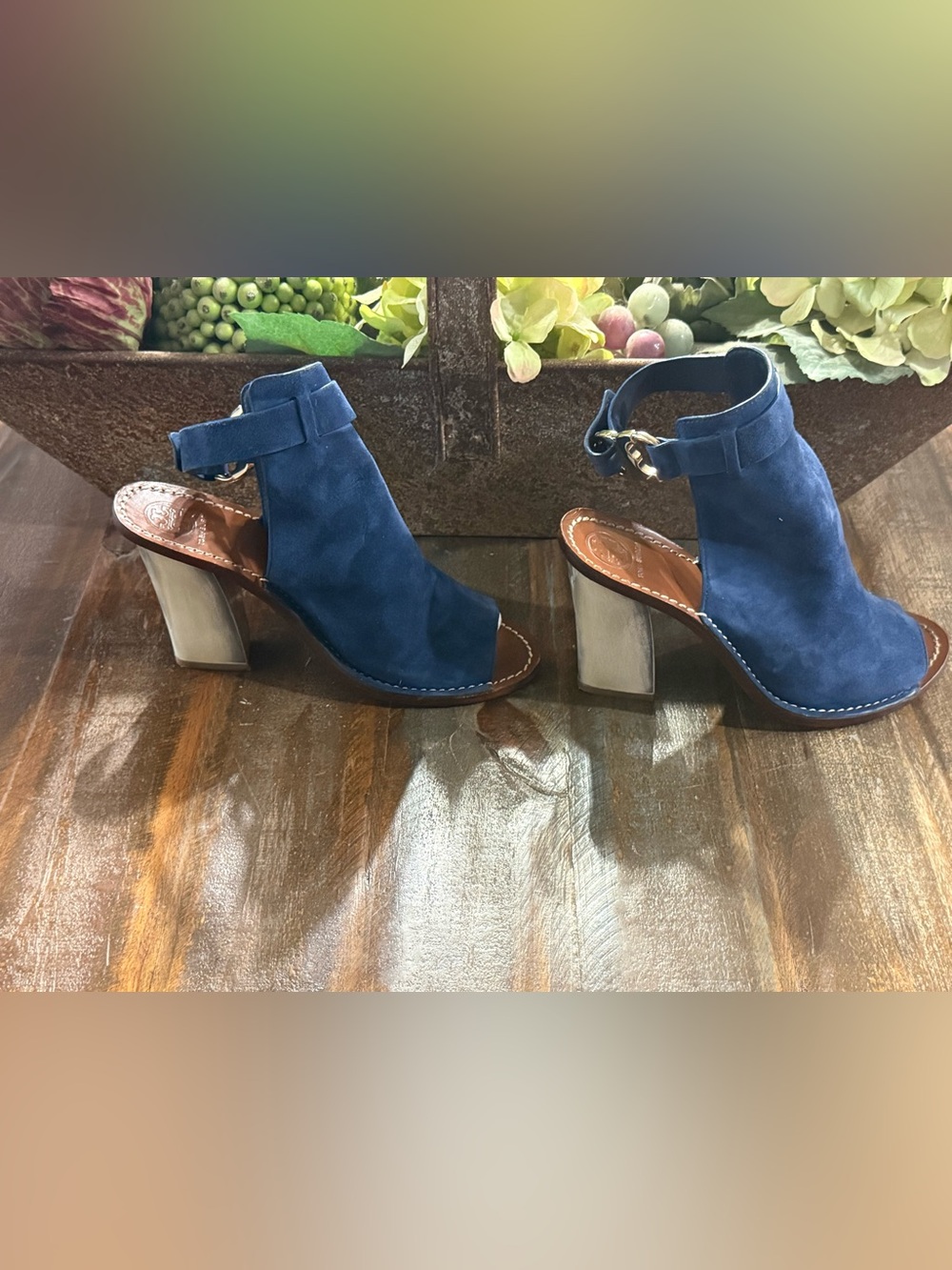 Tory Burch Women’s Size 8M Blue Suede Peep Toe Booties EUC - Picture 8 of 11